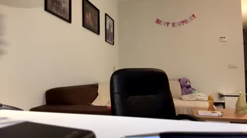 Snapshot of jjd8 chatting on 11.15.25 jjd8 online show from 11.15.25