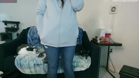 Nicole  Allen online show from 12.24.24