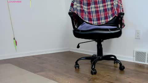 Nicole  Allen online show from 04.15.26