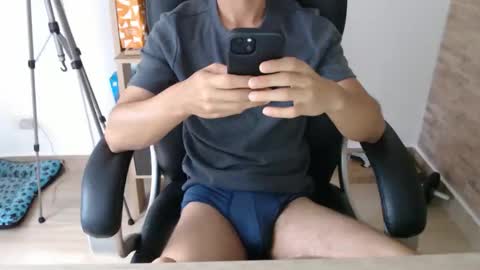 Snapshot of jjrod91 chatting on 10.24.25 Jon online show from 10.24.25