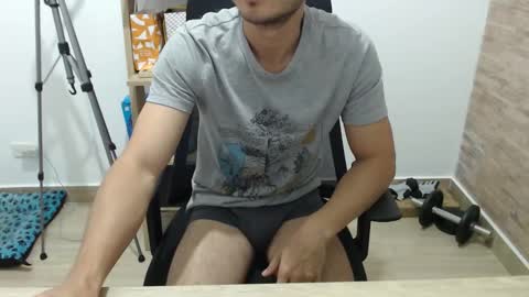 Snapshot of jjrod91 chatting on 10.28.25 Jon online show from 10.28.25