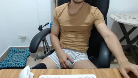 Snapshot of jjrod91 chatting on 11.26.25 Jon online show from 11.26.25