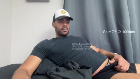 Snapshot of jloads_ chatting on 11.30.25 Jay Load online show from 11.30.25