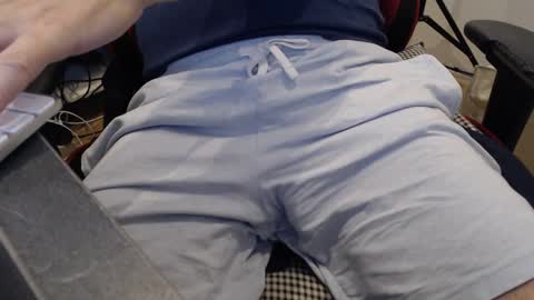 jlouis759 online show from 10.27.25