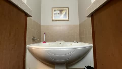 Snapshot of jlovindemsm chatting on 11.02.25 Jimmy online show from 11.02.25