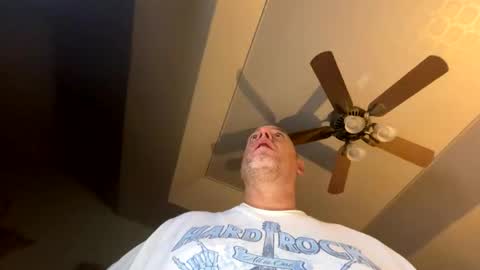 Snapshot of jlovindemsm chatting on 11.05.25 Jimmy online show from 11.05.25