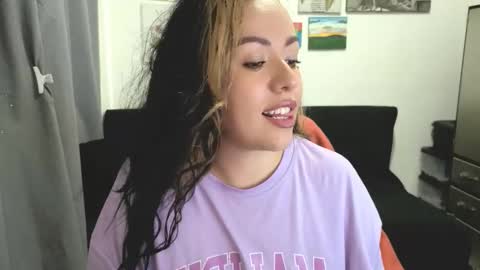 Johana              online show from 04.13.26