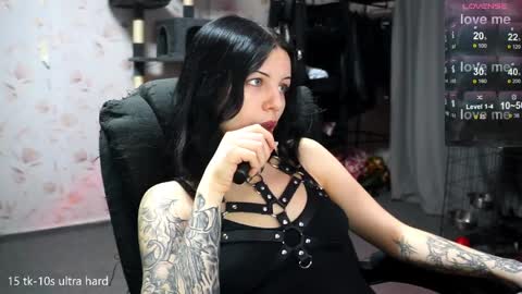 Snapshot of joan_wilson chatting on 04.05.26 joan_wilson online show from 04.05.26