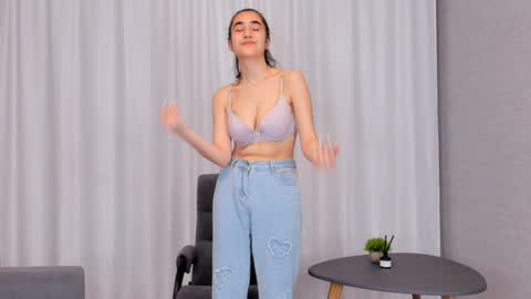 Mia online show from 12.15.24