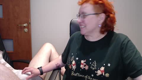 Snapshot of joannaandneighbour chatting on 12.30.24 Joanna and Greg online show from 12.30.24