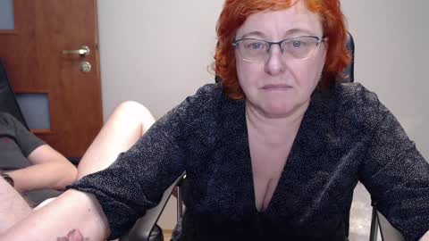 Snapshot of joannaandneighbour chatting on 01.03.25 Joanna and Greg online show from 01.03.25