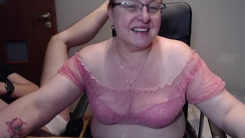 Snapshot of joannaandneighbour chatting on 01.25.25 Joanna and Greg online show from 01.25.25