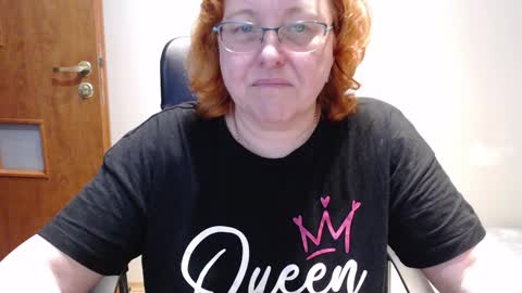 Snapshot of joannaandneighbour chatting on 02.04.25 Joanna and Greg online show from 02.04.25