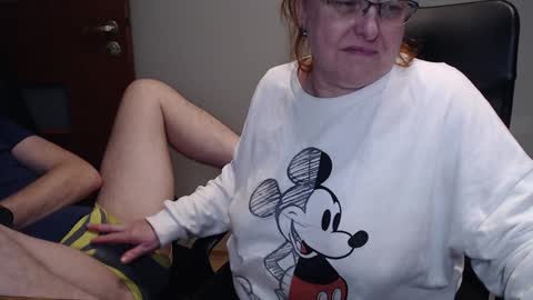 Snapshot of joannaandneighbour chatting on 02.07.25 Joanna and Greg online show from 02.07.25