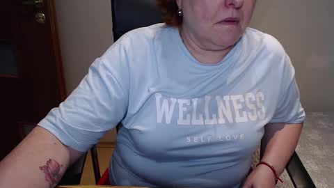 Snapshot of joannaandneighbour chatting on 02.20.25 Joanna and Greg online show from 02.20.25