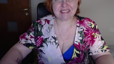 Snapshot of joannaandneighbour chatting on 03.03.25 Joanna and Greg online show from 03.03.25