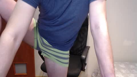 Snapshot of joannaandneighbour chatting on 03.08.25 Joanna and Greg online show from 03.08.25