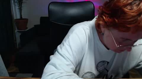 Snapshot of joannaandneighbour chatting on 10.18.25 Joanna and Greg online show from 10.18.25