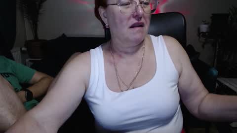 Snapshot of joannaandneighbour chatting on 11.12.25 Joanna and Greg online show from 11.12.25