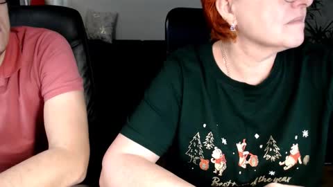 Snapshot of joannaandneighbour chatting on 12.15.25 Joanna and Greg online show from 12.15.25