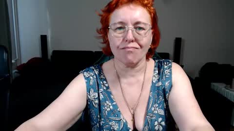 Snapshot of joannaandneighbour chatting on 03.02.26 Joanna and Greg online show from 03.02.26