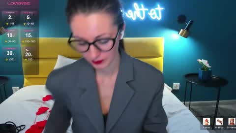 Joan online show from 02.03.26