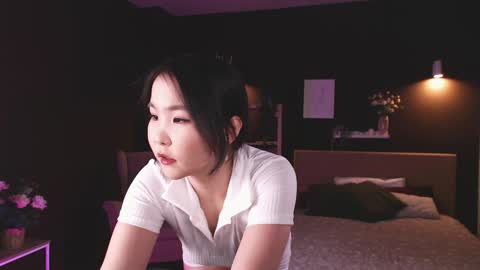 Snapshot of jocelyn_lane chatting on 02.01.25 Amina online show from 02.01.25