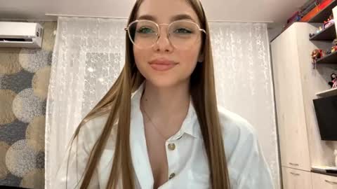 Kate online show from 05.25.26