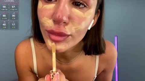 Nicole online show from 12.17.25