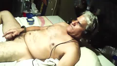 Snapshot of joelcojones chatting on 01.14.25 joelcojones online show from 01.14.25