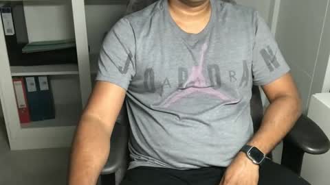 Snapshot of joeshades21 chatting on 10.28.25 joeshades21 online show from 10.28.25