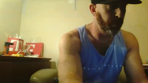 Snapshot of joey691013 chatting on 09.19.25 joey691013 online show from 09.19.25