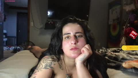 Snapshot of joey_binaa chatting on 05.19.26 joey_binaa online show from 05.19.26