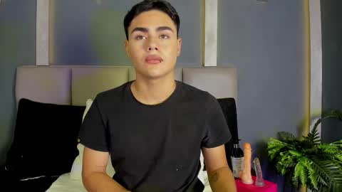 Snapshot of joeymiills chatting on 02.27.26 JOEY online show from 02.27.26