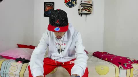 johan_and_antonella online show from 12.04.24