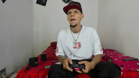 johan_and_antonella online show from 02.18.25