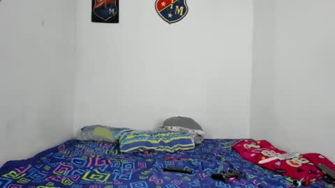 johan_and_antonella online show from 10.19.25