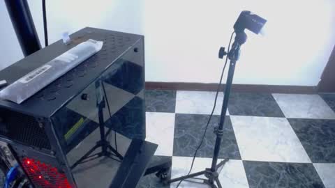 Snapshot of johan_kitten chatting on 10.08.25 johan online show from 10.08.25