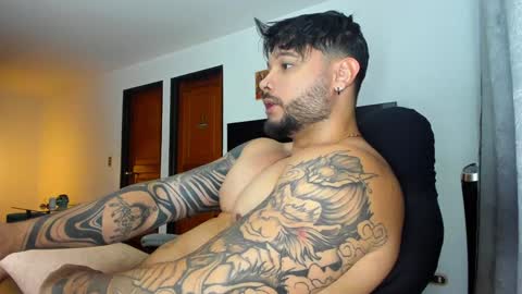 King -    online show from 12.16.24