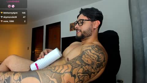 King -    online show from 01.03.25