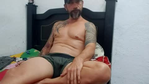 Snapshot of john_balthor chatting on 01.29.25   online show from 01.29.25