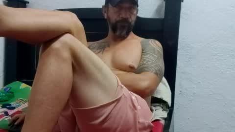 Snapshot of john_balthor chatting on 02.05.25   online show from 02.05.25