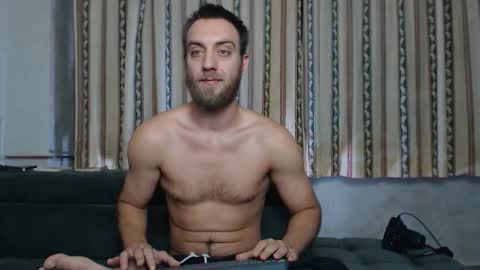 Snapshot of john_green77 chatting on 11.04.25 John online show from 11.04.25