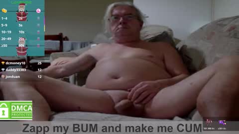 Snapshot of john_little_one chatting on 11.30.25 JOHN online show from 11.30.25