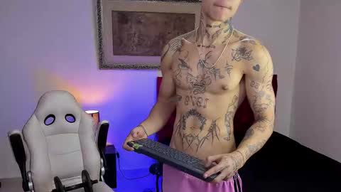 Snapshot of john_mystic chatting on 02.05.26 Jhon Mystic online show from 02.05.26