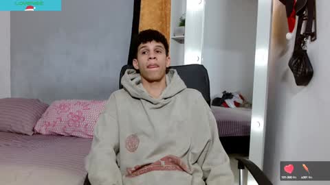 john_ssnow29 online show from 01.05.25