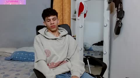 john_ssnow29 online show from 01.29.25