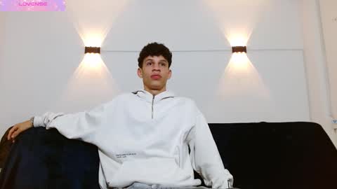 john_ssnow29 online show from 10.07.25