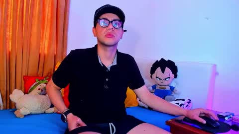 Snapshot of john_white69 chatting on 12.18.25 John online show from 12.18.25