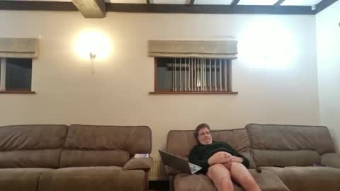 johnathan_stuart33 online show from 04.15.26